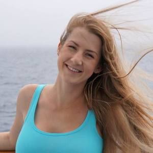 Meet your Posher, Corin